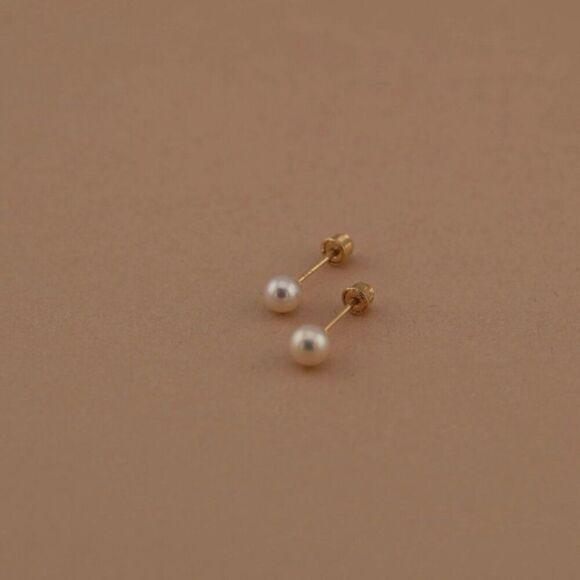 14k Solid Gold 5 mm Pearl Stud Earrings | Birthday Gift | Everyday Jewelry | - Picture 4 of 7